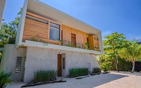 Botanika Suites